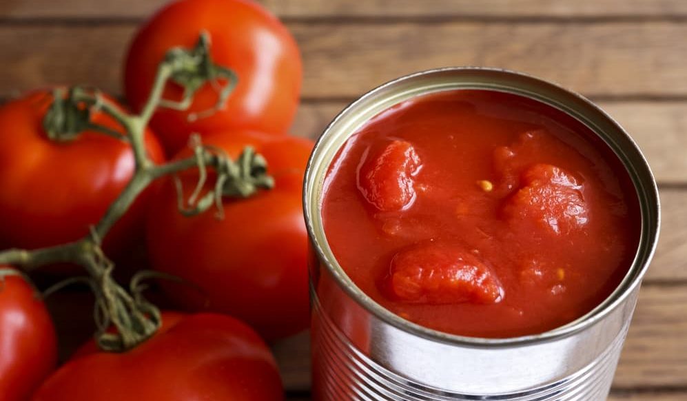 Tomato paste packaging machine