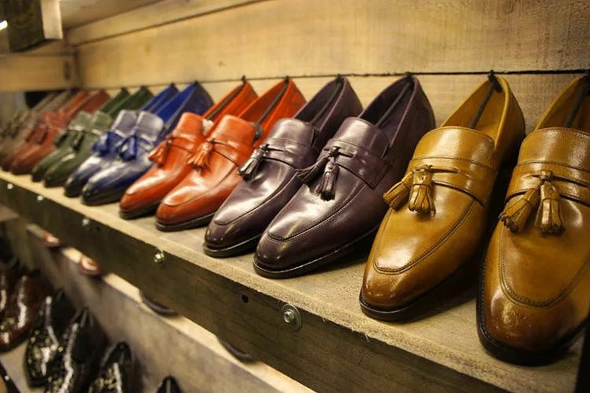leather shoes brand name in india