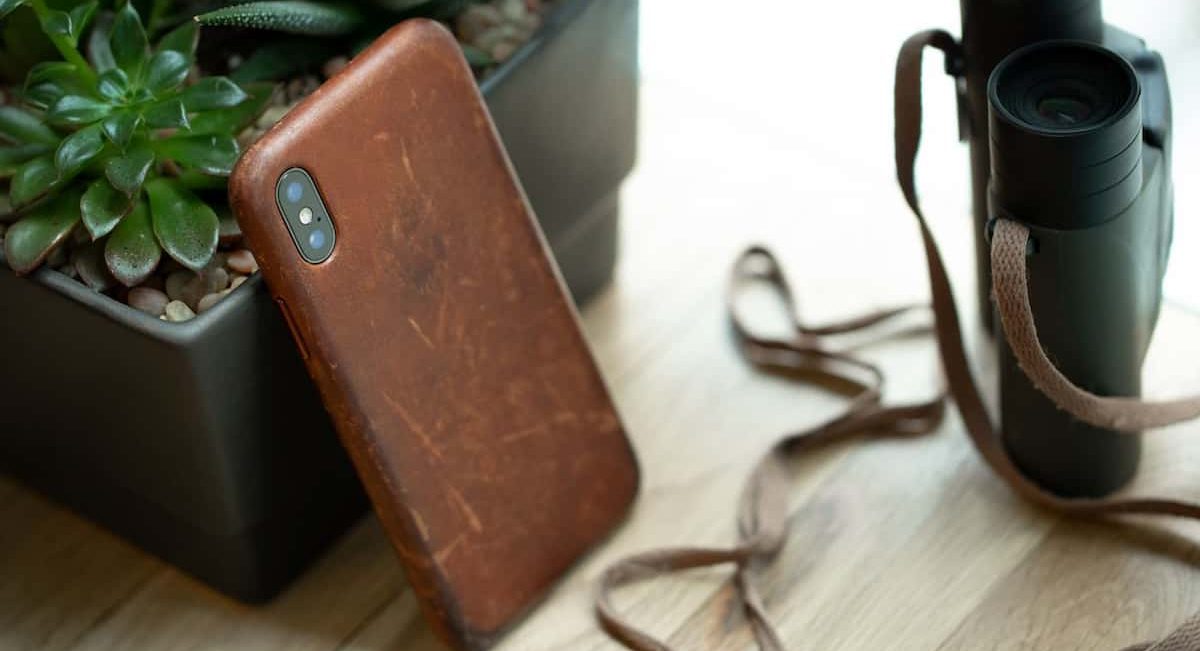 Leather case for iphone 13
