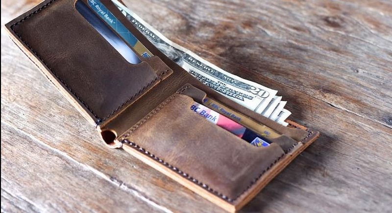 Purchase And Day Price of Leather Custom Wallets - Arad Branding