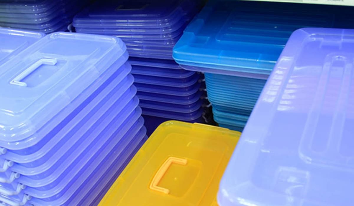 Buy plastic containers