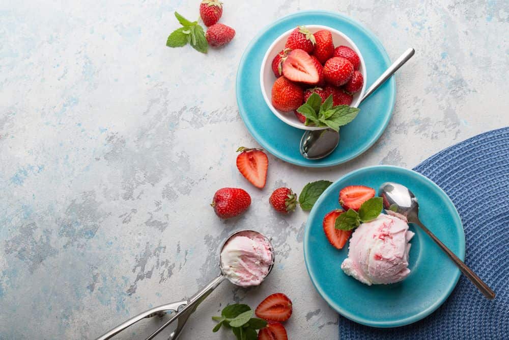 strawberry puree ice cream