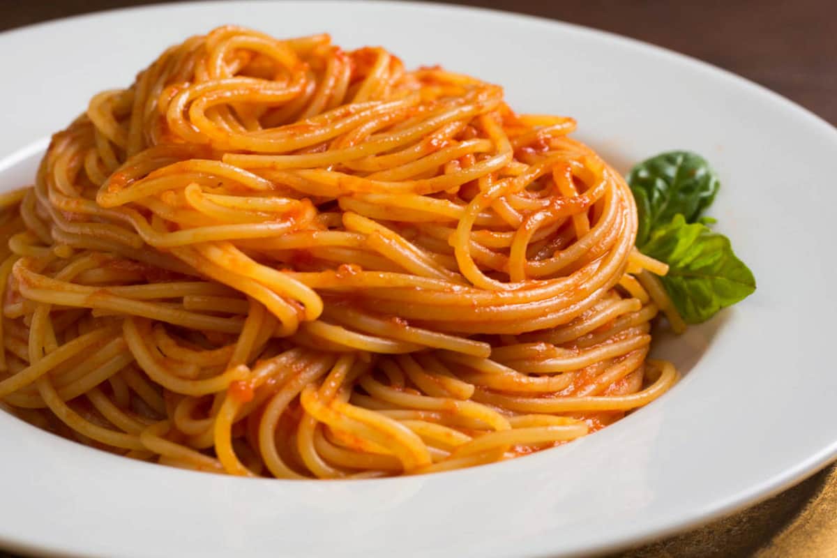 spaghetti garlic and oil