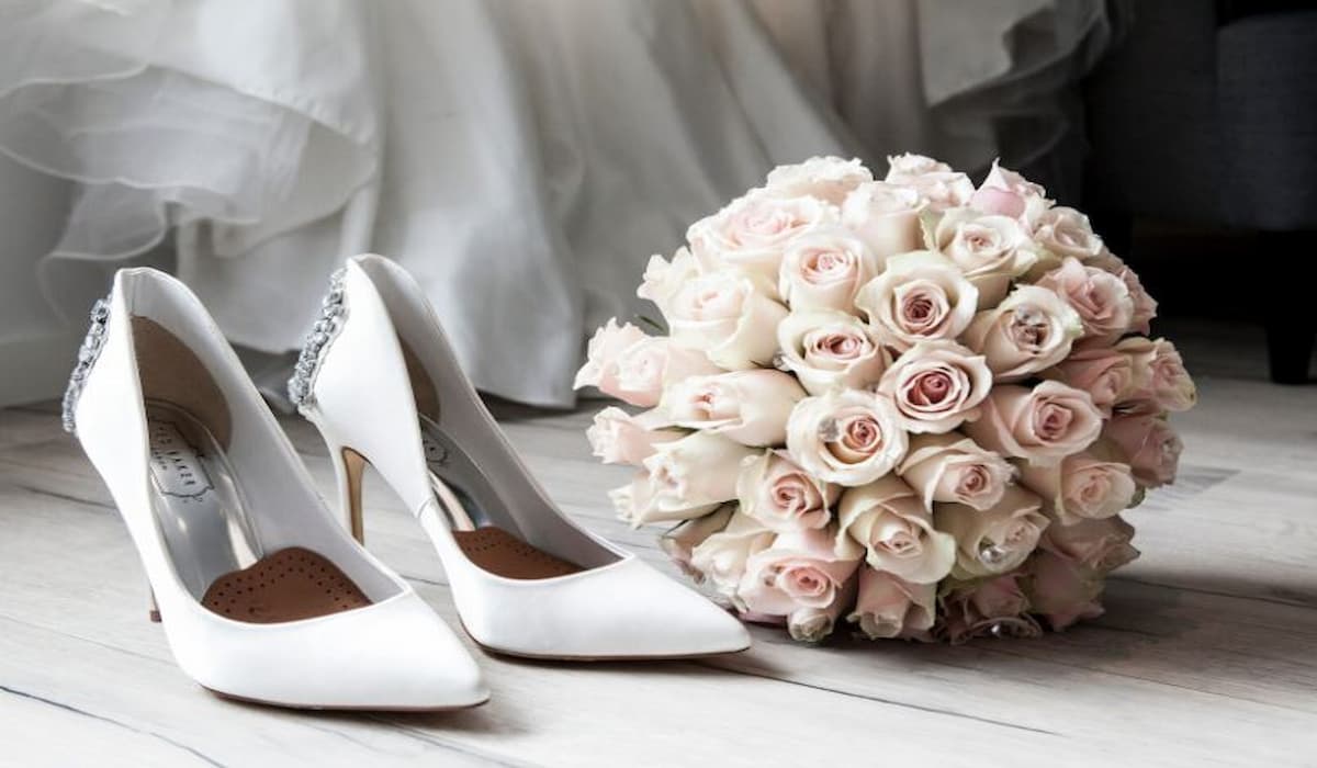 Did you know you can buy custom bridal shoes? Here's where...