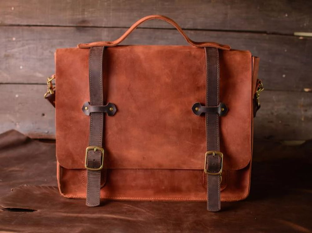 Buy men's laptop leather bags at an Exceptional Price - Arad Branding