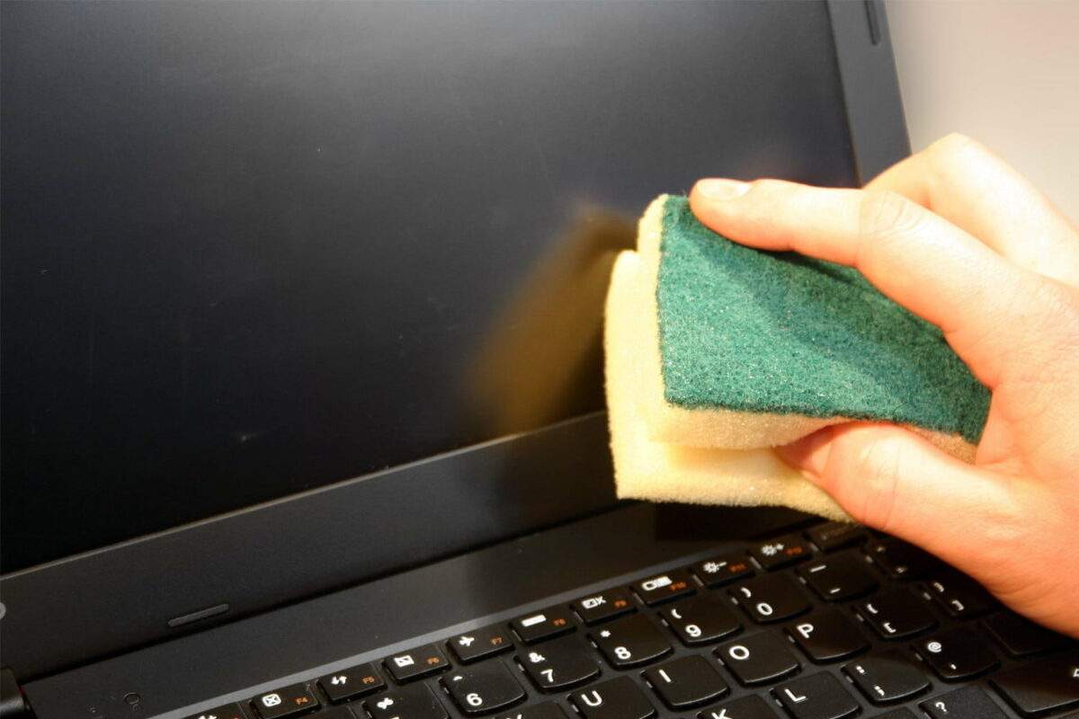 laptop led cleaner spray in Pakistan