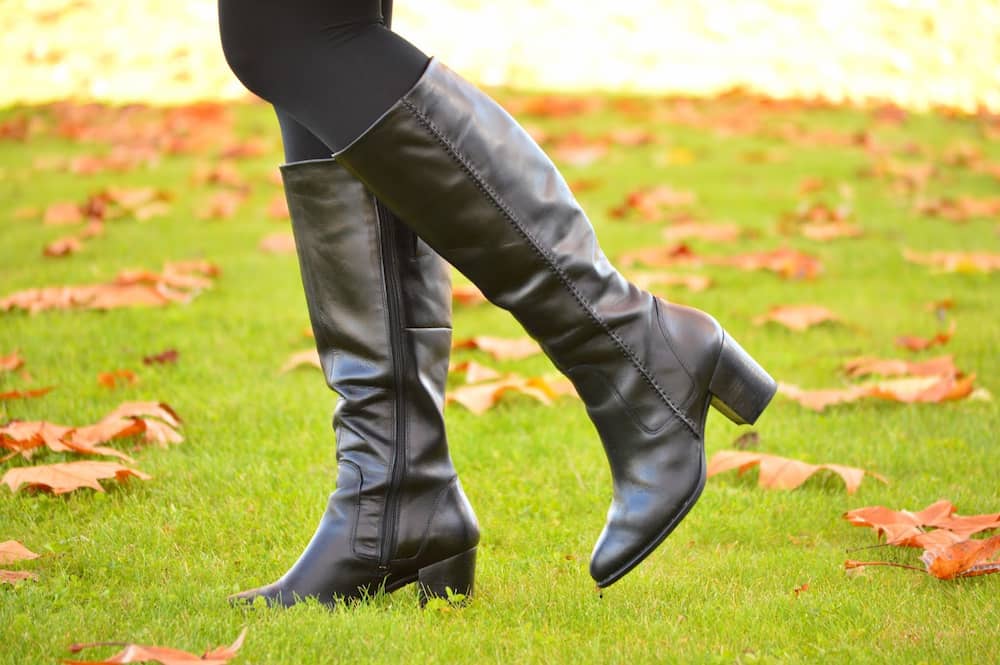 Buy women black leather knee-high boots + Great Price - Arad Branding