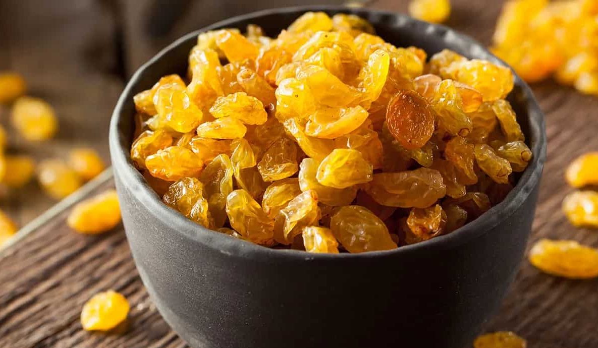 Yellow raisins in food
