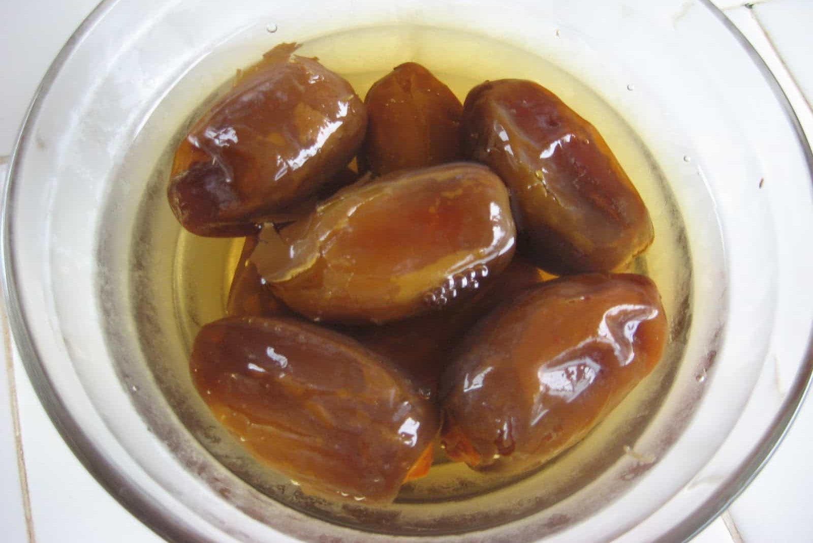 dried dates nutrition