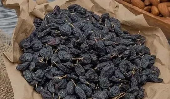 black raisins for kidney patients