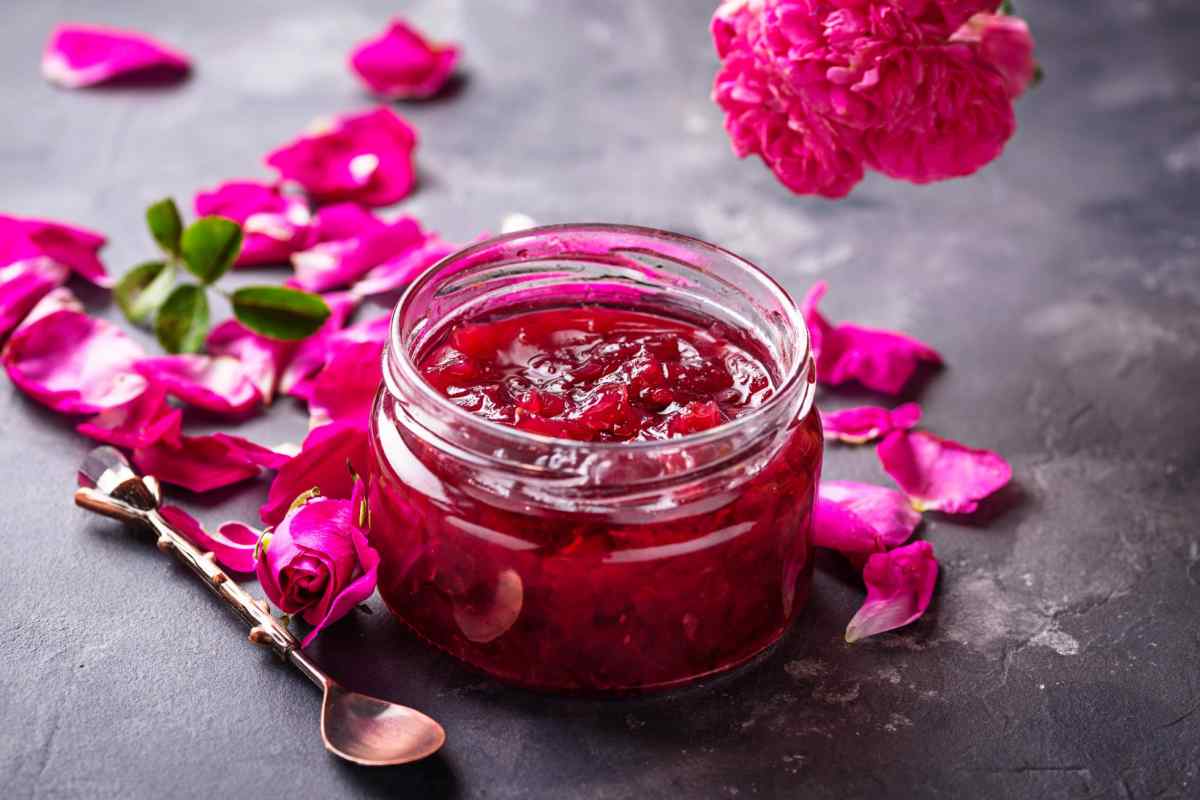 Pink Rose Petals, Edible Rose Petals, Cosmetics, Food Grade, Decorating,  Roses, Herbs, Rose Oils, Bath Rose Petals, Crafting Rose Petals 