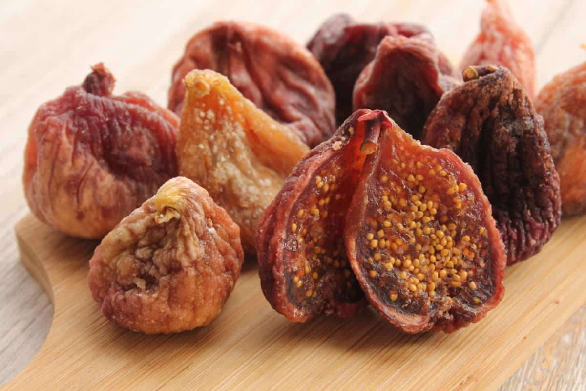 Dried figs benefit for skin