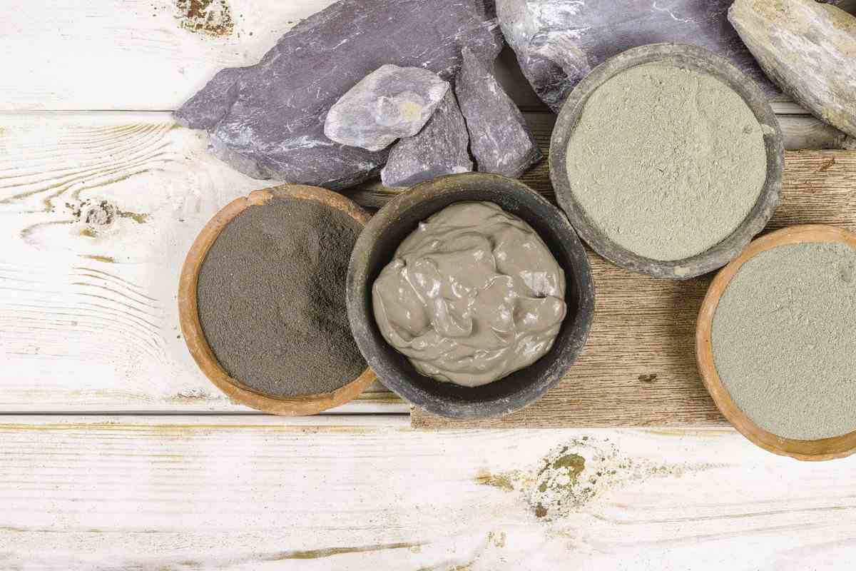 bentonite clay dangers on face
