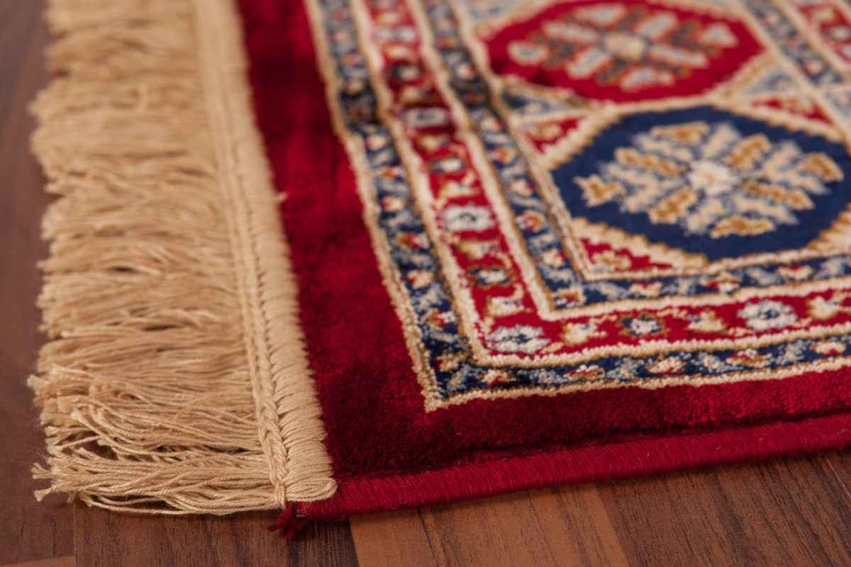 Machine made rug quality