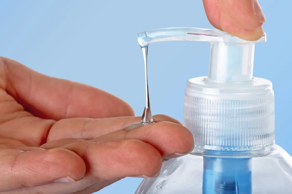Nature's baby liquid soap