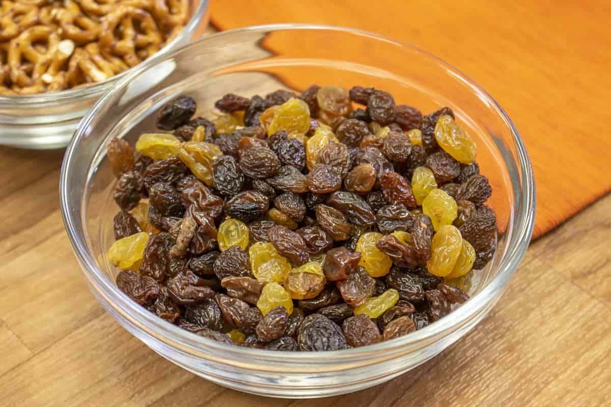 Sunny seedless raisins nutrition benefit