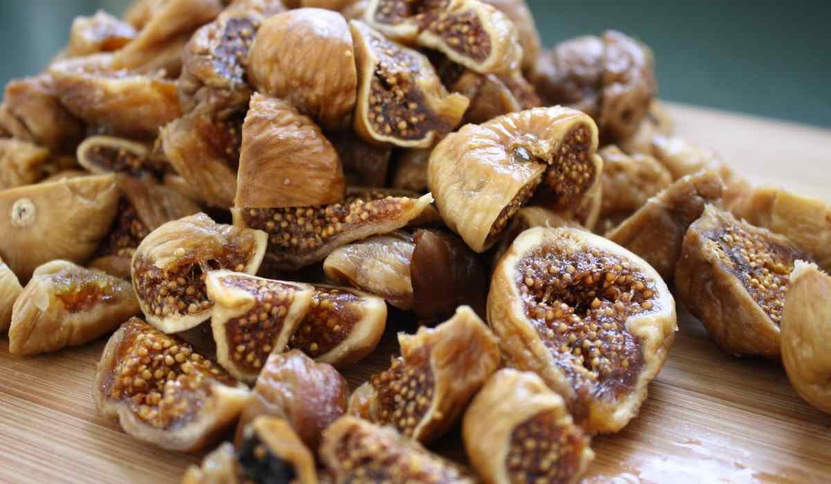 Dried figs in bulk