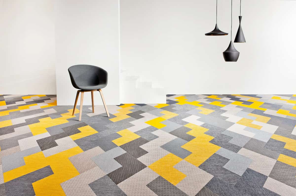 interlocking vinyl floor tiles