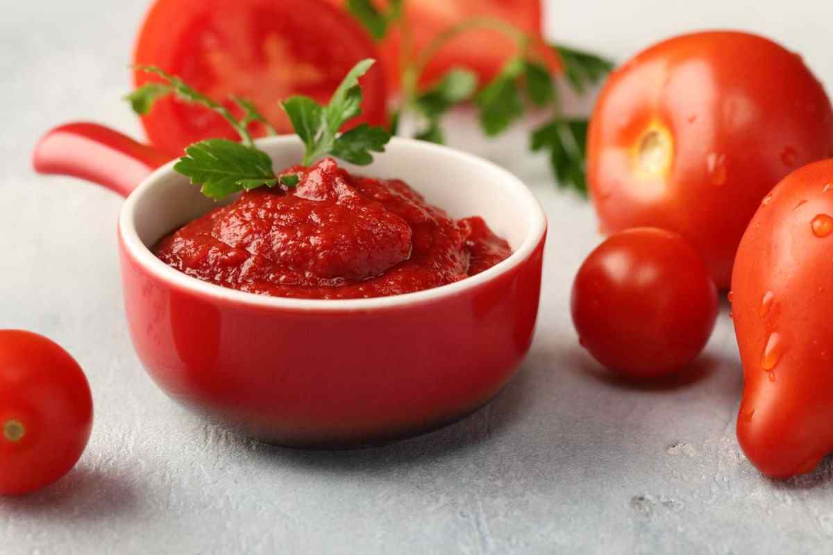 tomato paste nutrition