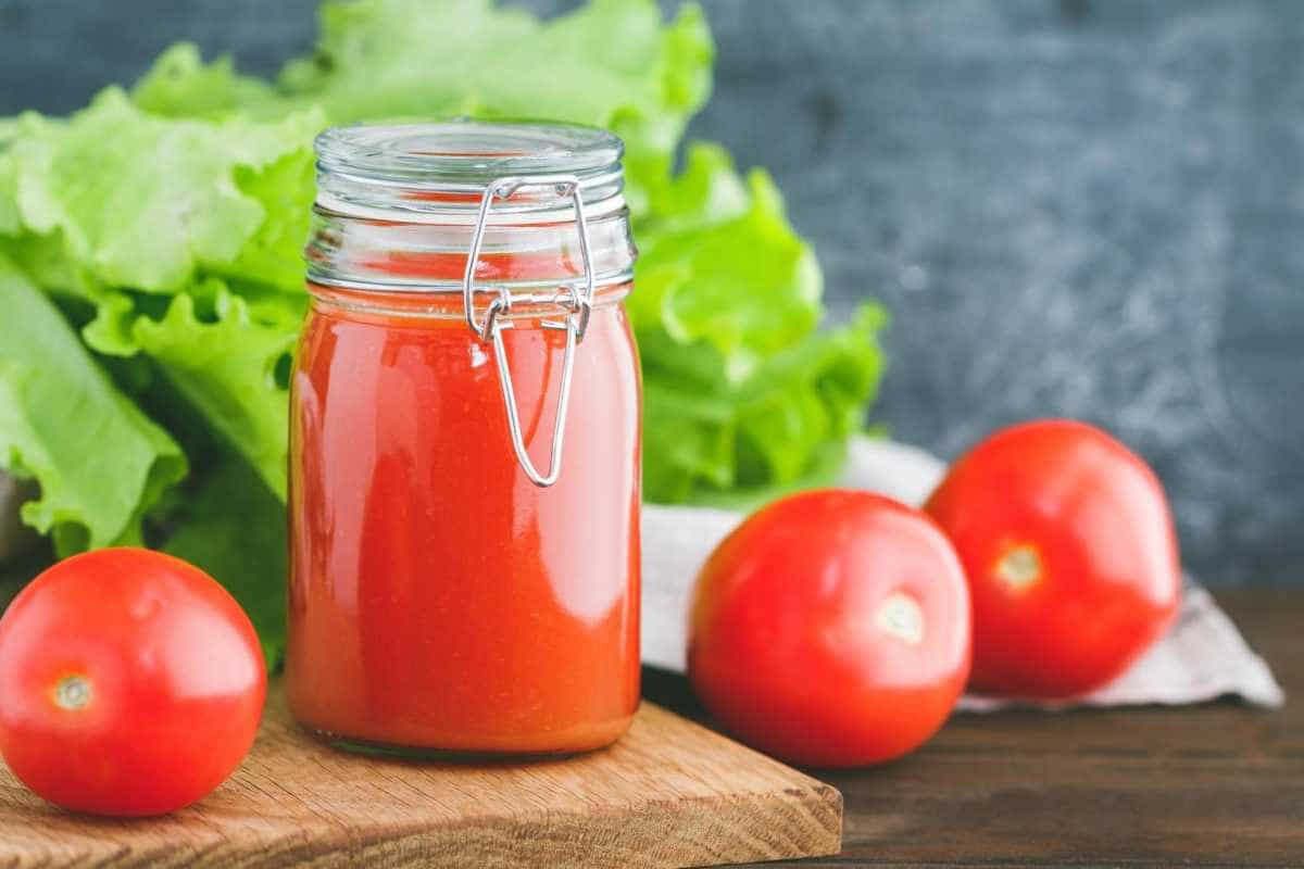 Tomato paste product