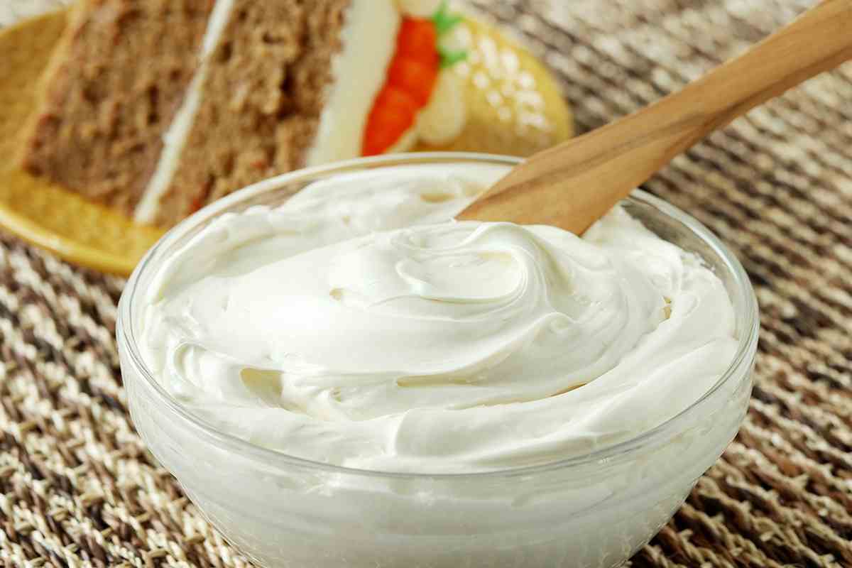 4 oz cream cheese frosting