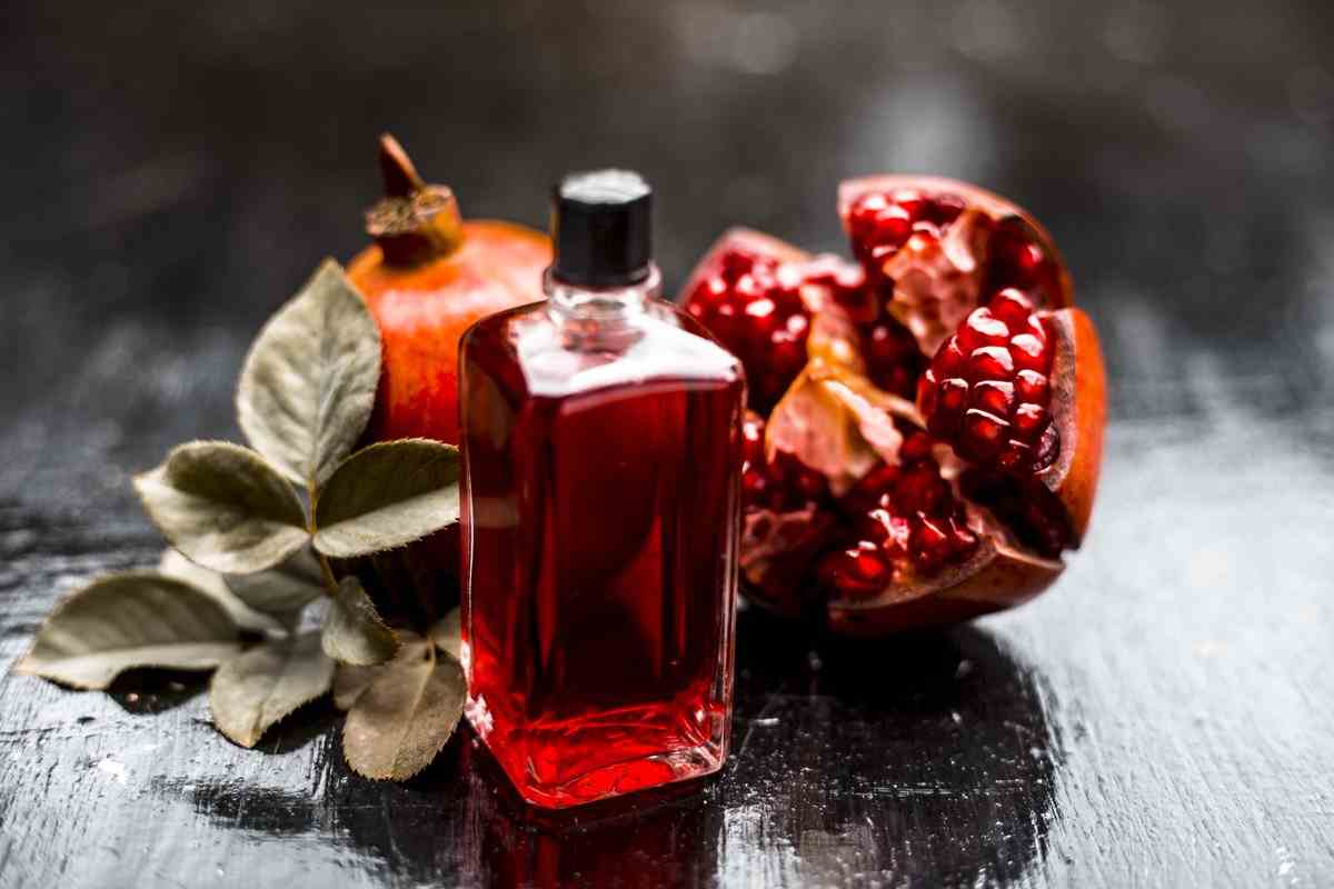 pomegranate oil for skin