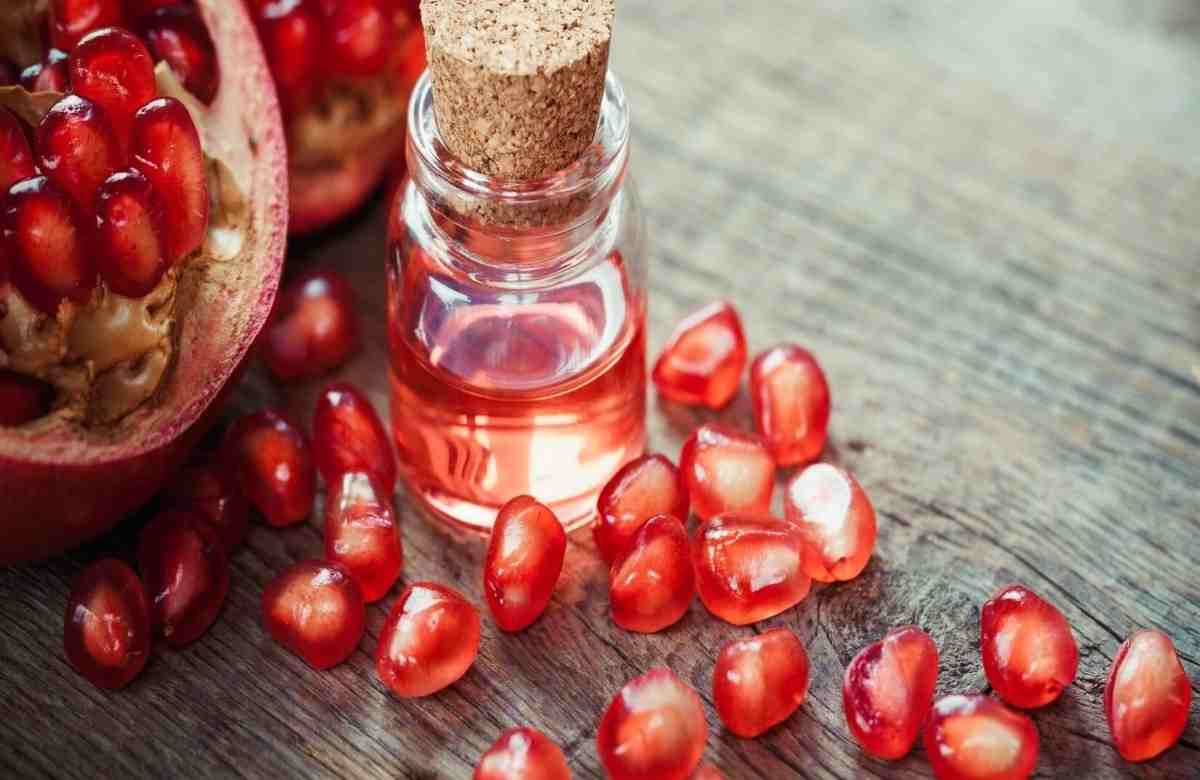 pomegranate oil uses