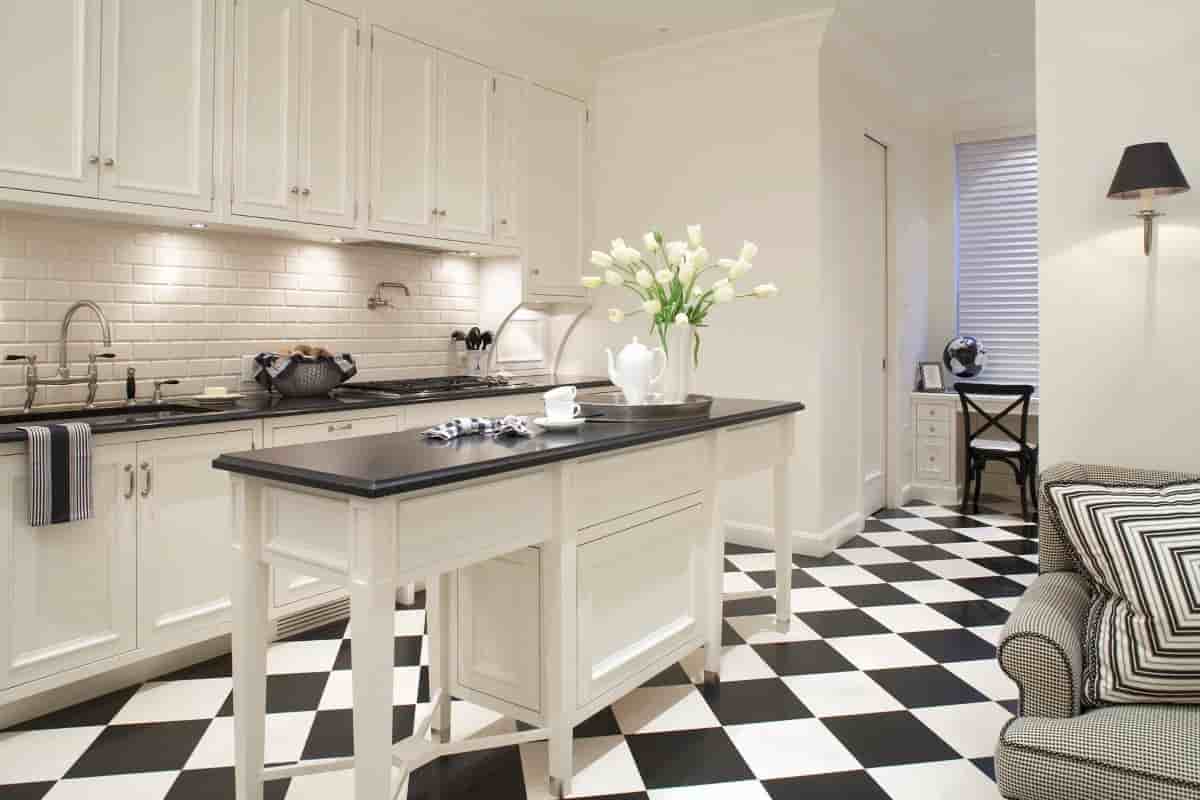 kitchen tiles latest design