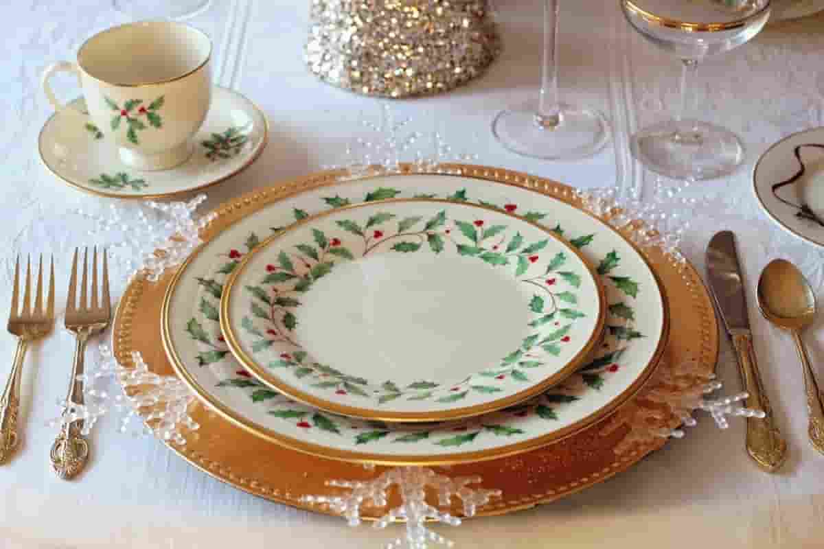 Arcopal patterned dishes