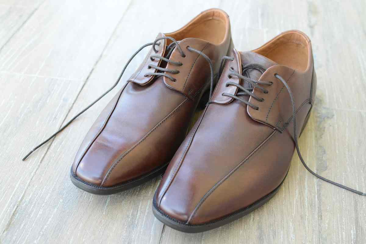 Extra Wide Men’s Leather Shoes | great price - Arad Branding