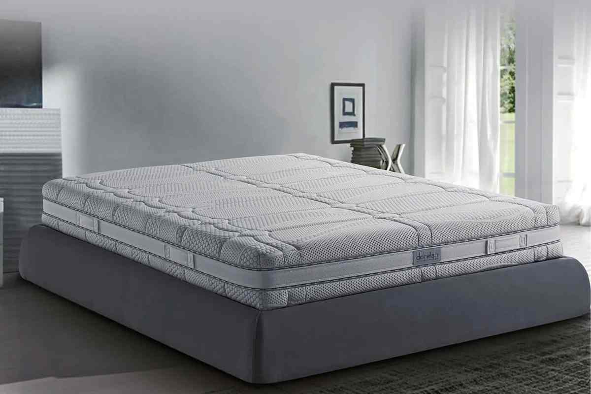 Hospital bed mattress