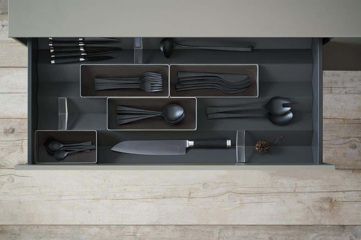 plastic cutlery tray for kitchen