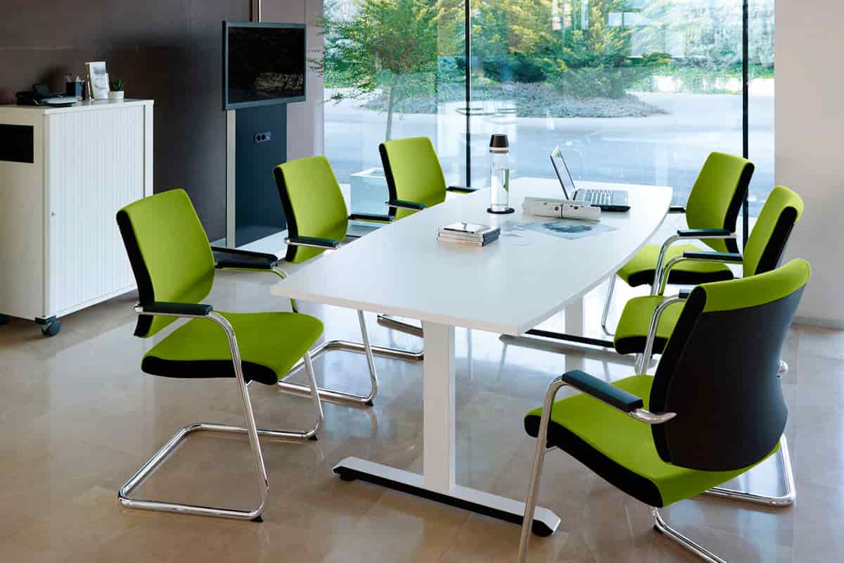 plastic chairs and tables advantages and practicality