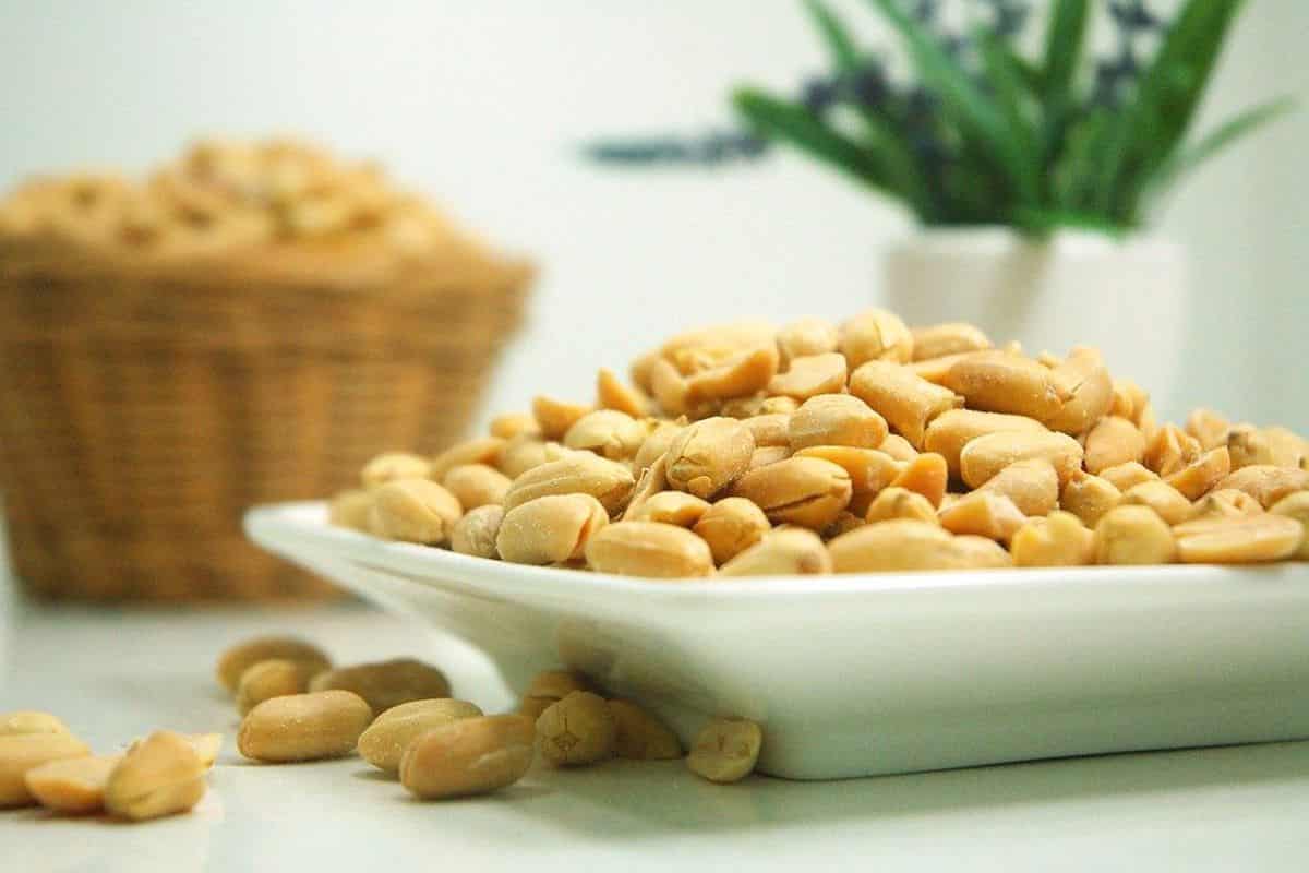 Unsalted peanuts benefits good for you