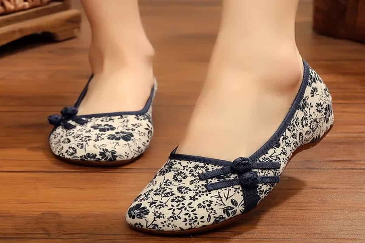 Identification of China shoes