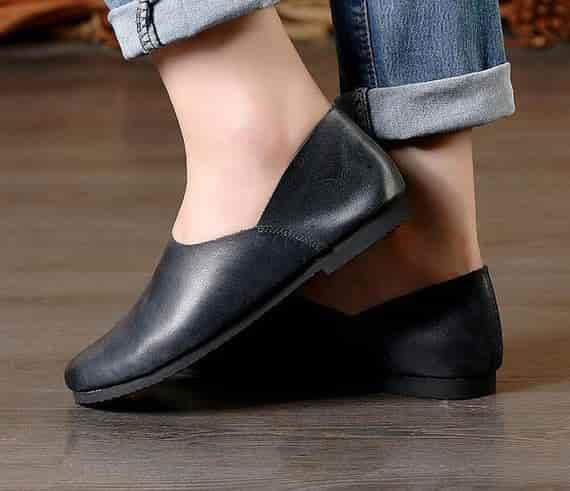 leather slip-on shoes women's