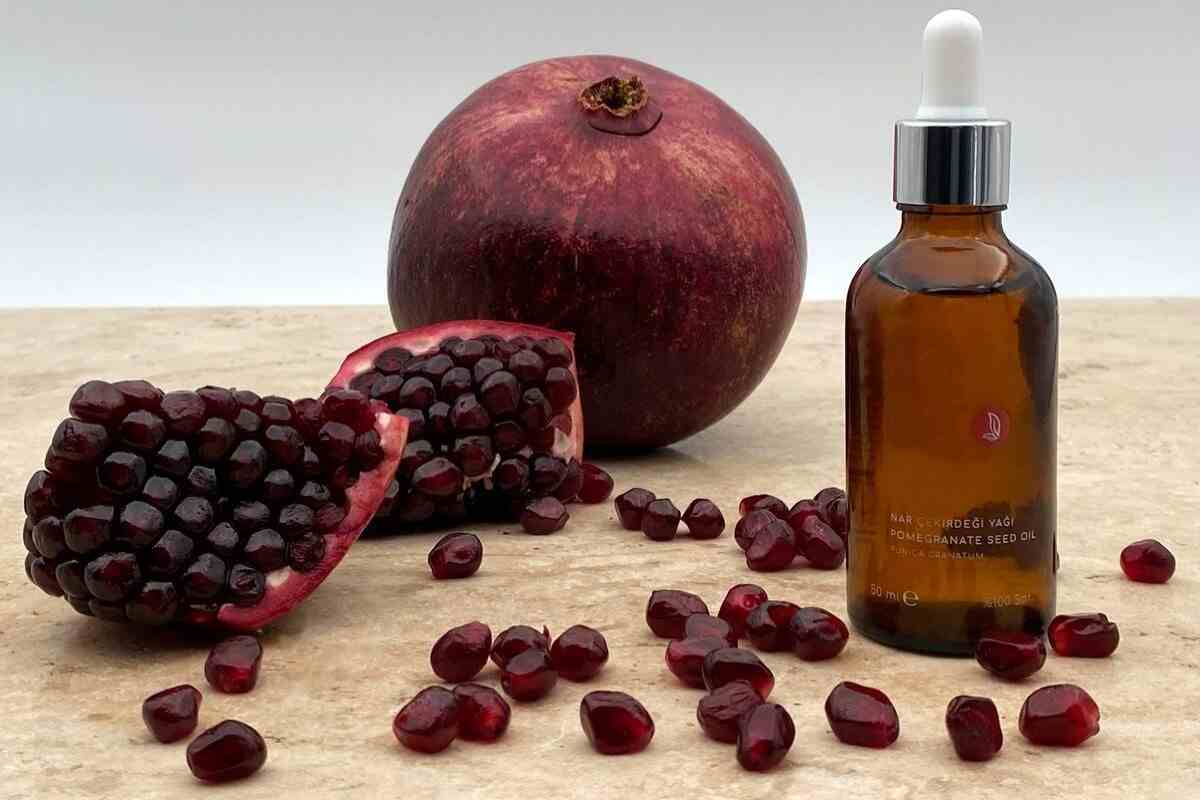 pomegranate seed oil advantage