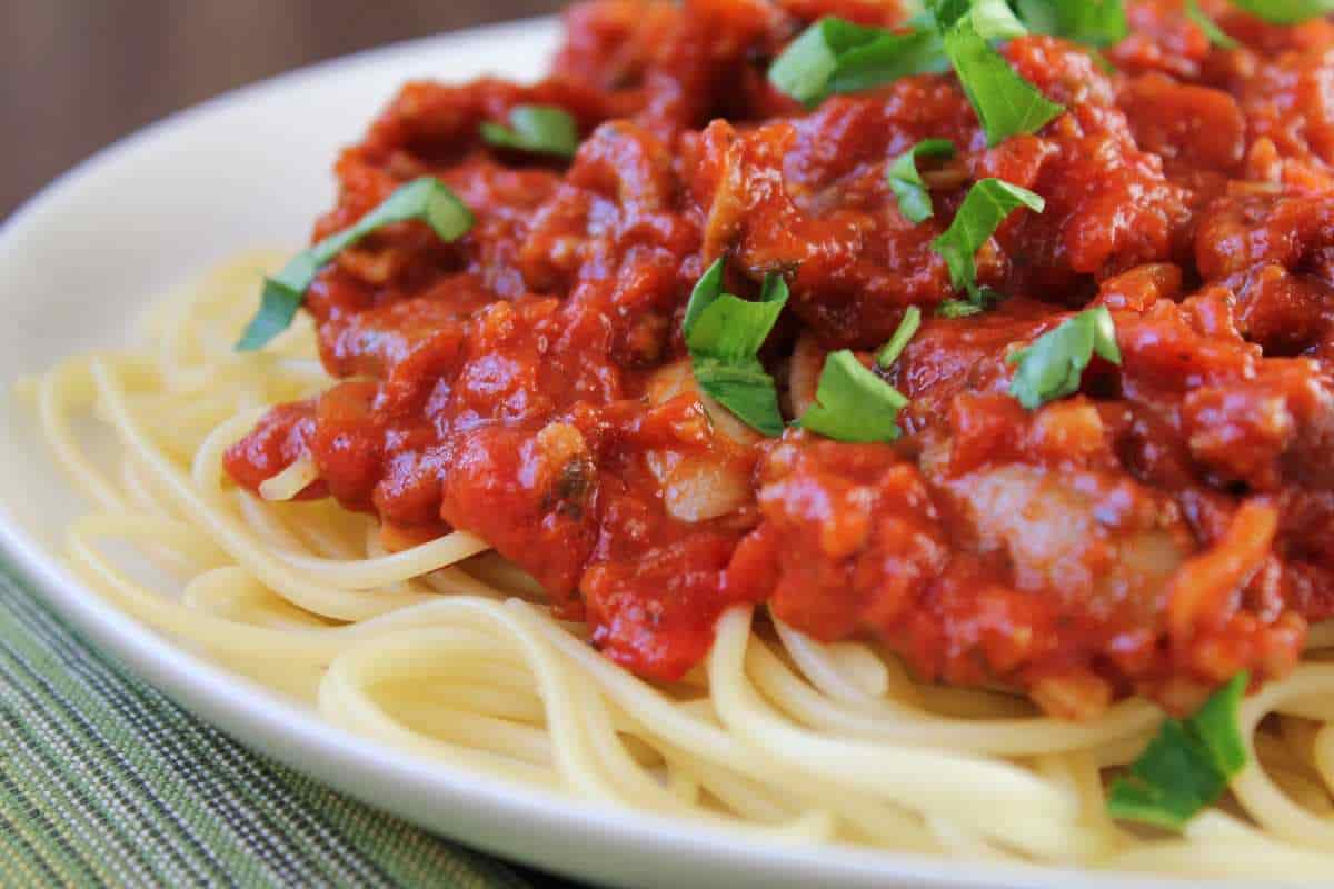 homemade tomato sauce for spaghetti