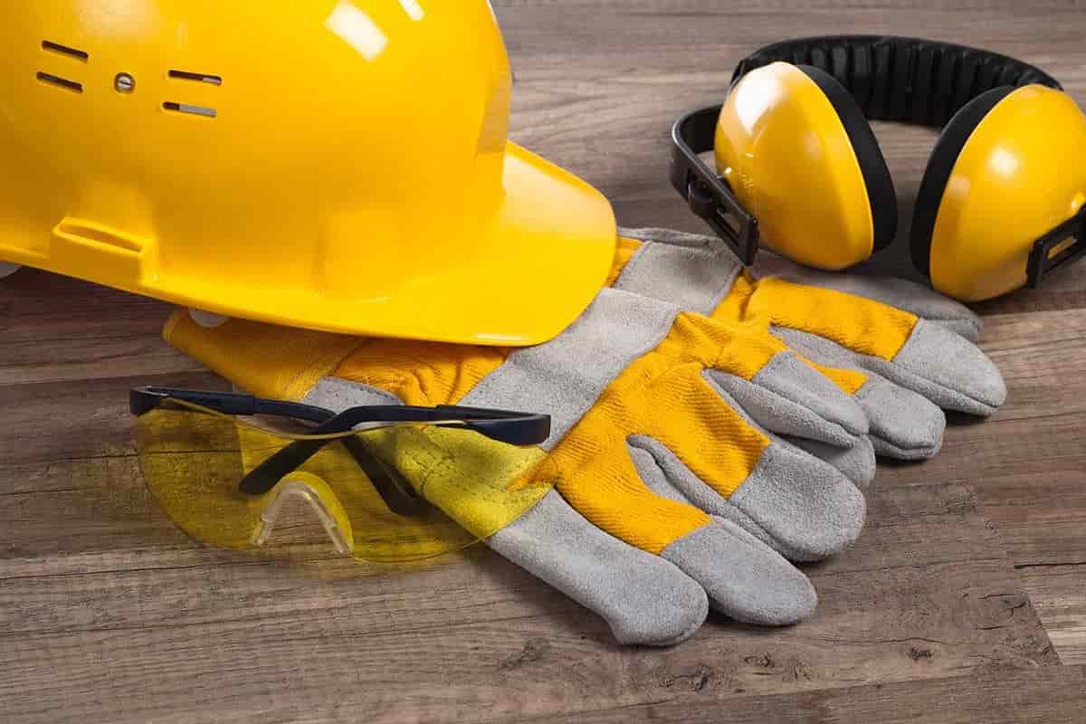 safety clothing for construction