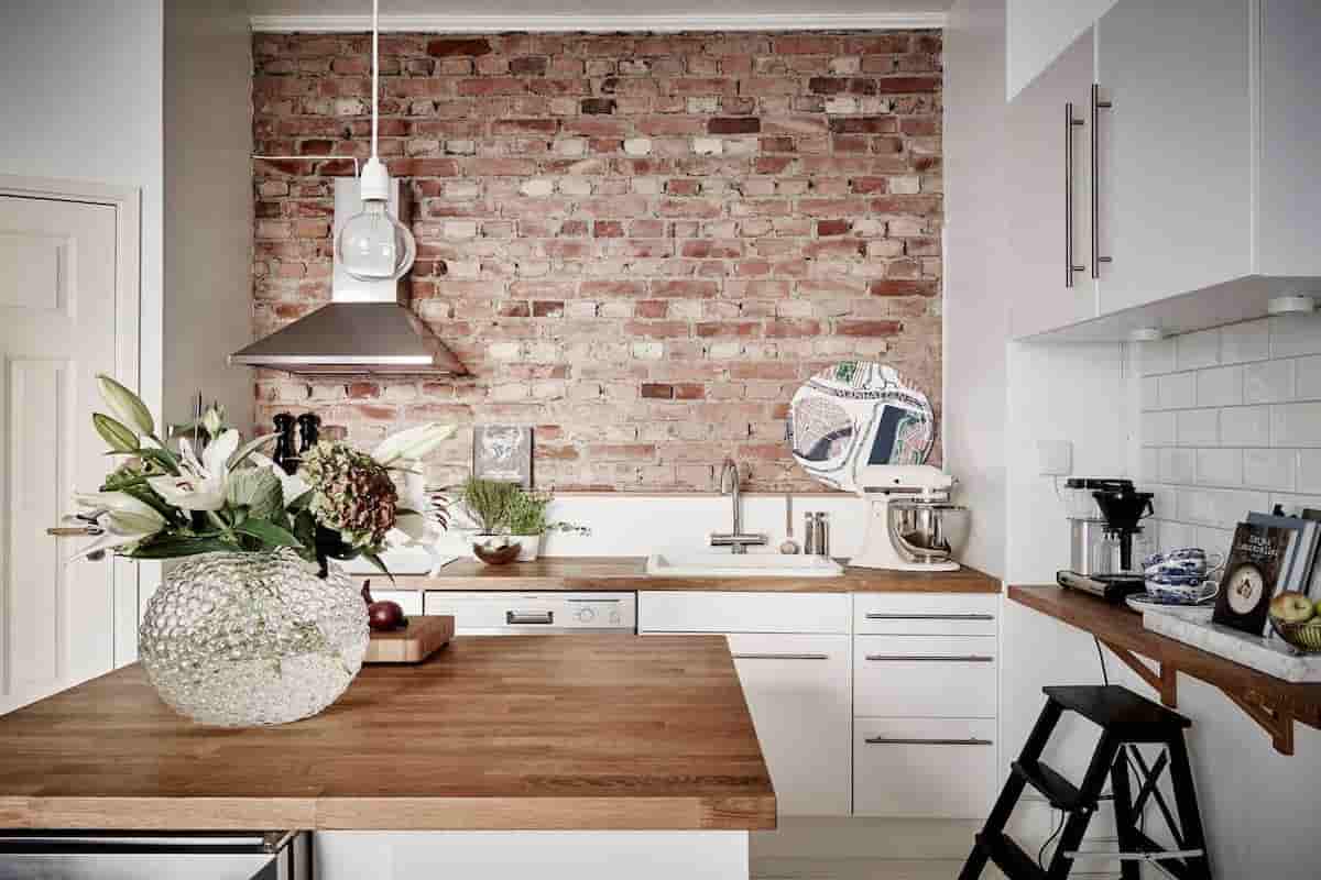 brick kitchen backsplash images