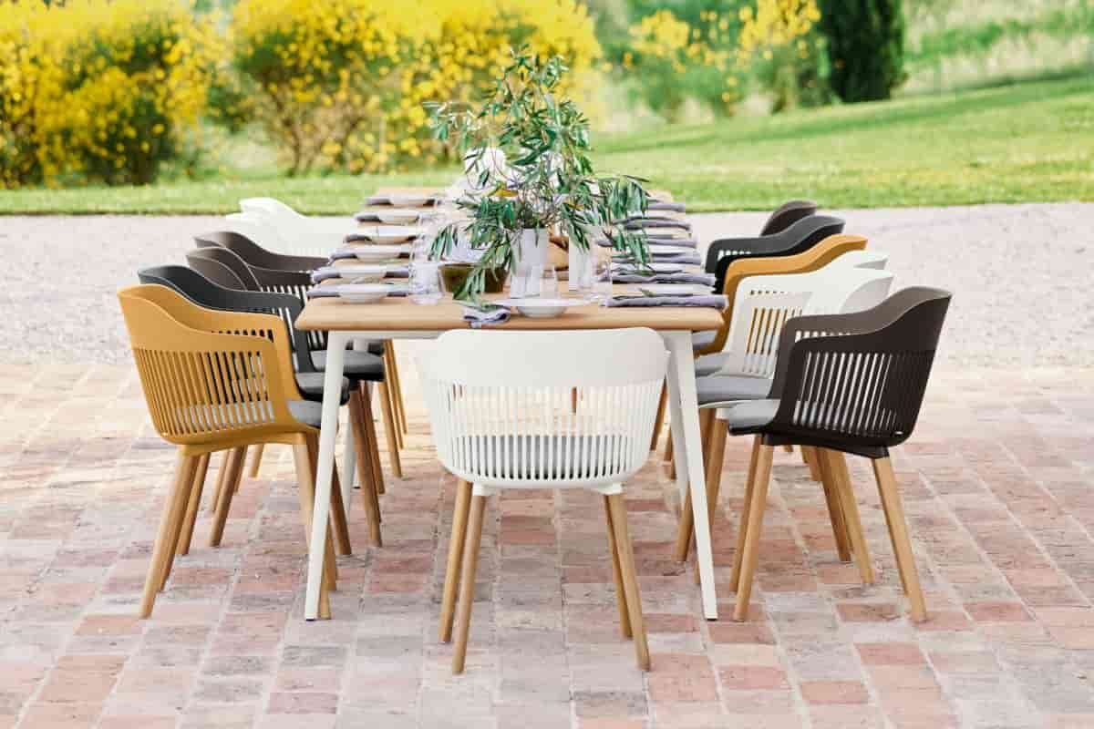 folding plastic chairs outdoor