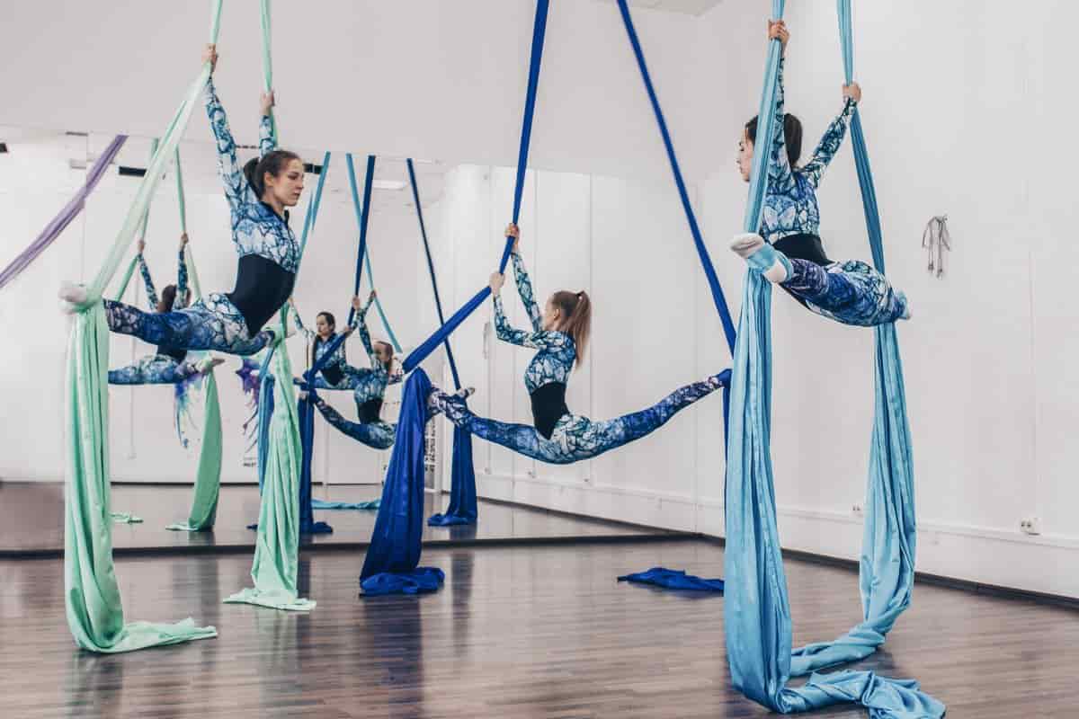 Aerial silk yoga swing