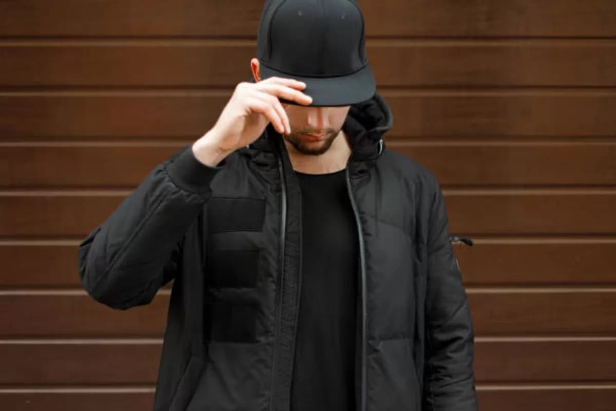 leather cap black