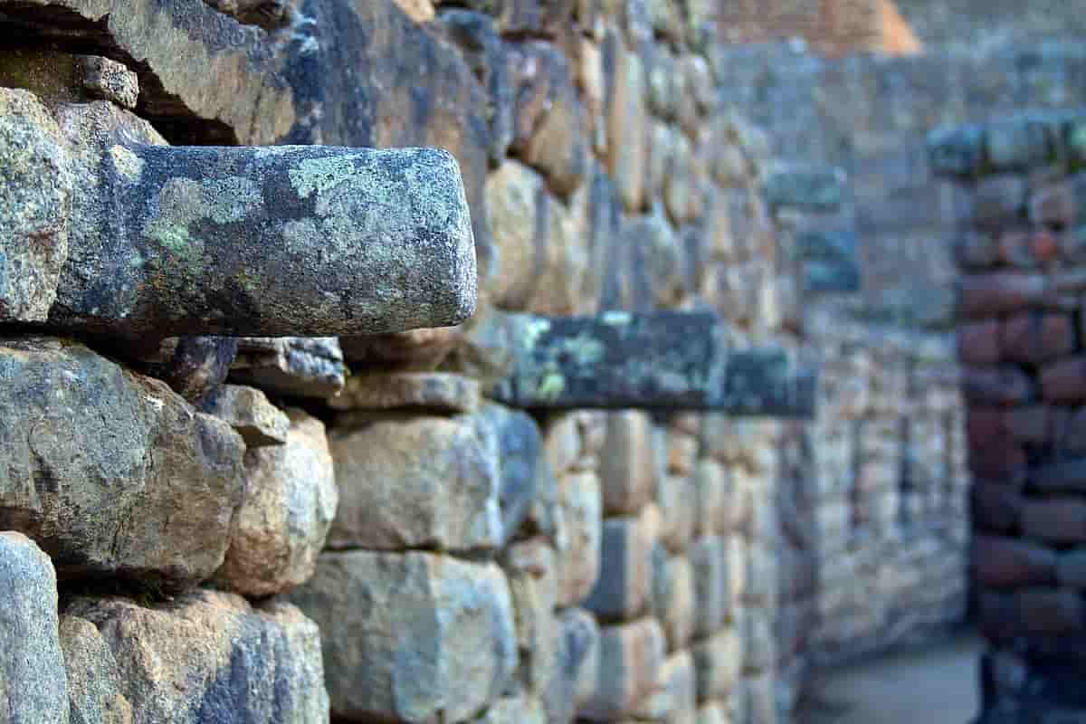 Valhalla stones walls