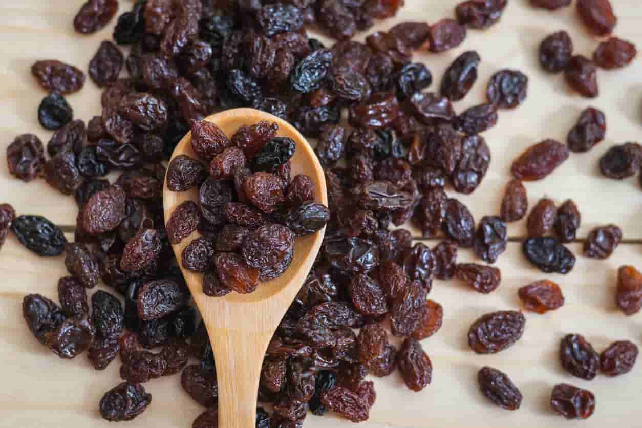 black raisins for hemoglobin