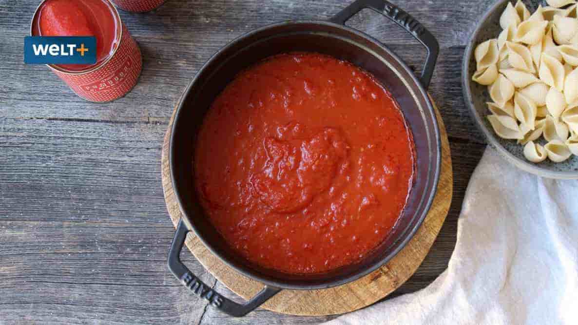 canned tomato sauce woolworths