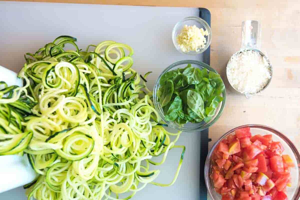 Zucchini noodles recipe vegan