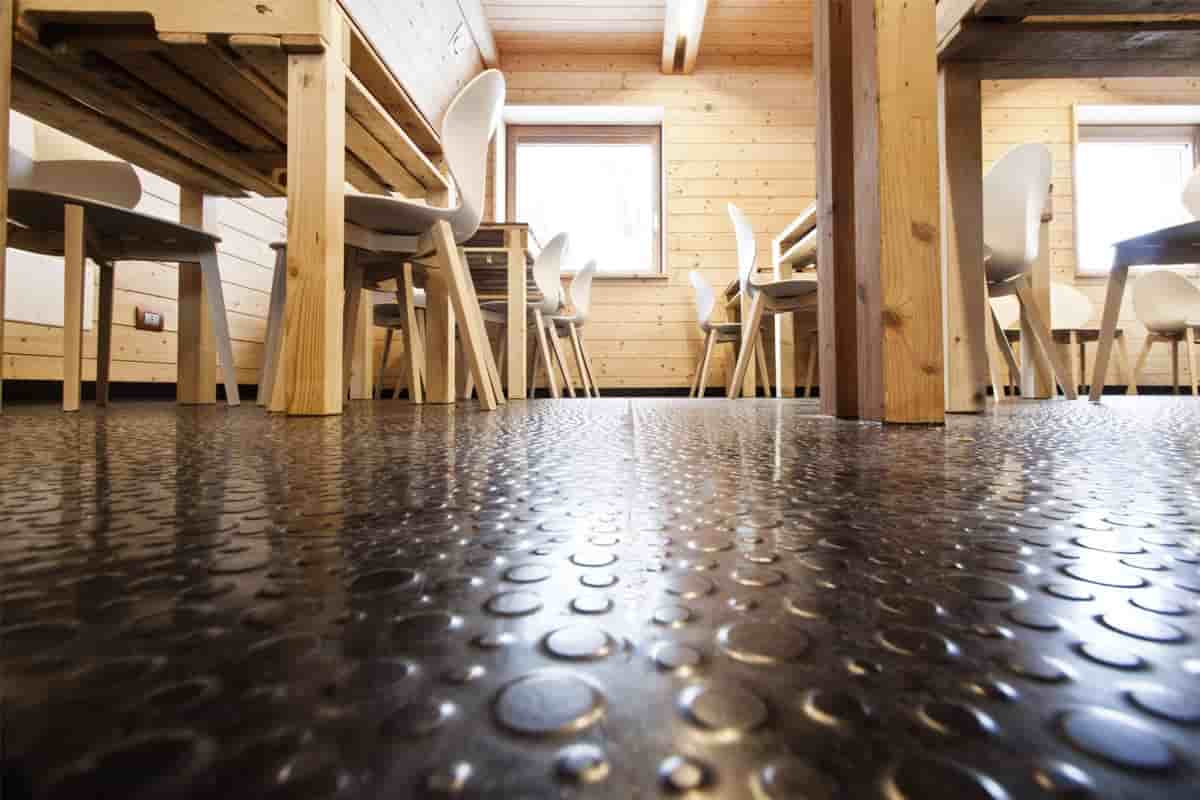 floor rubber tiles in pakistan