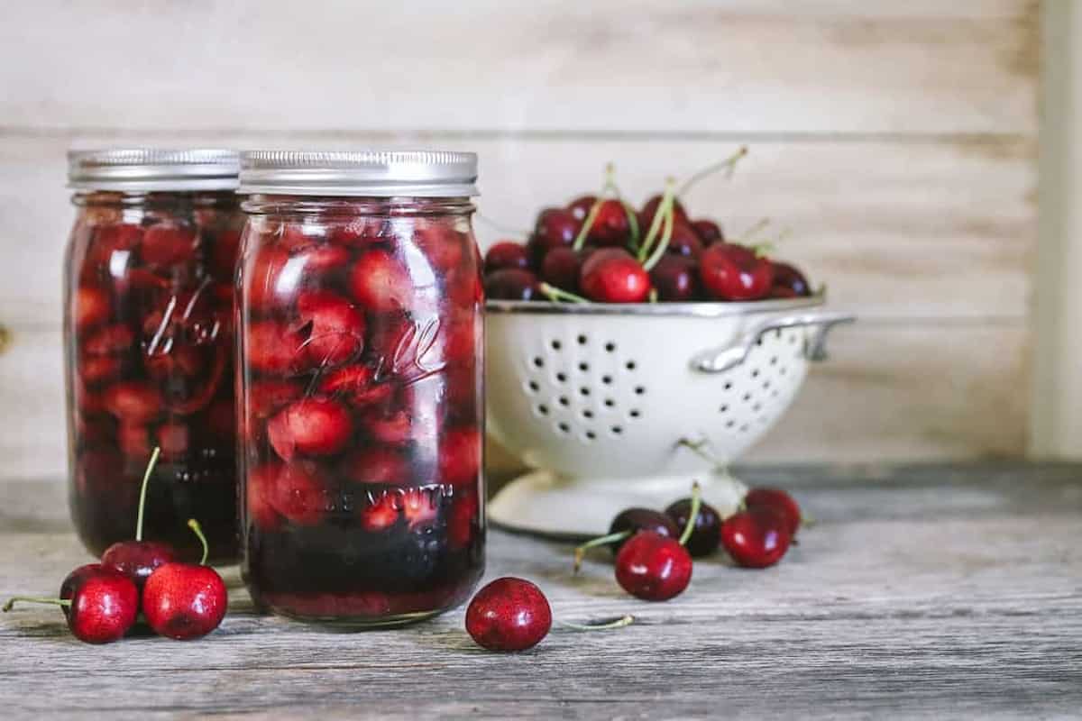 canned sour cherries