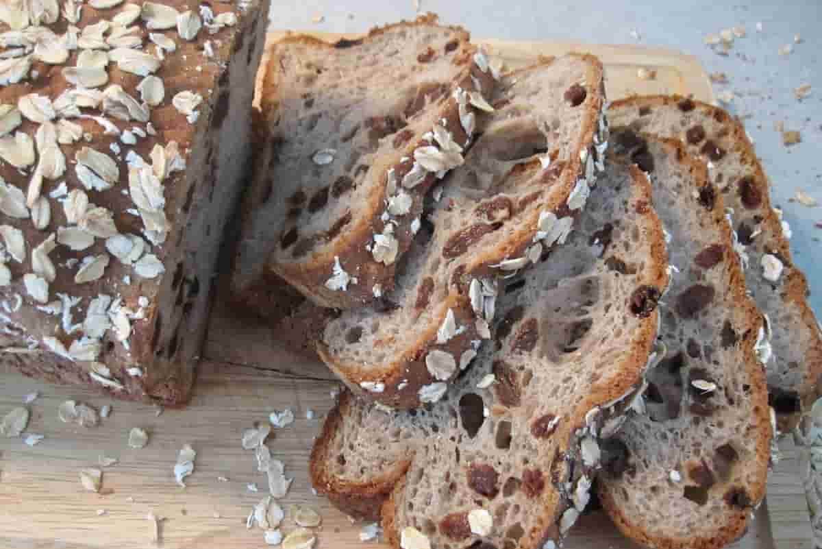 bread with raisins